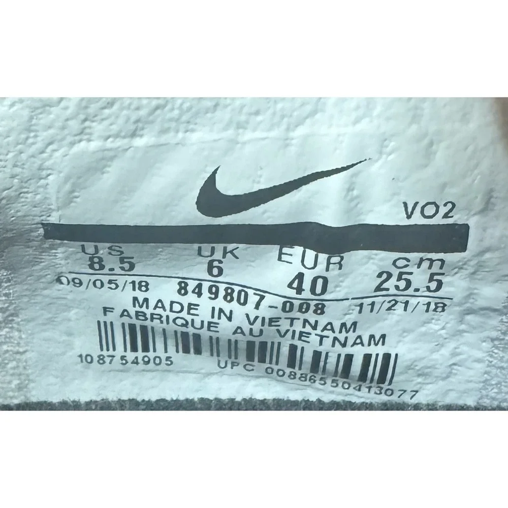 Nike Metcon 3 Shoes Womens Size 8.5 Gray Red‎ Training Sneakers 849807-008